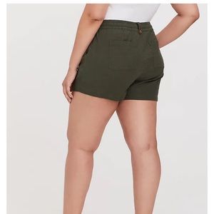 Torrid Drawstring Shorts Olive Green Size 14
